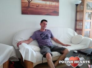 robert008
