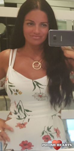 AnitaA74