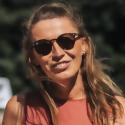 June82, Female, 41 years old