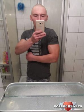 czesc czekam na wiadomosc