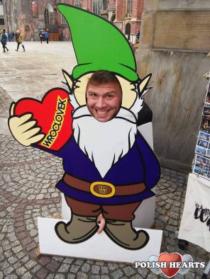 Z wycieczki we Wrocławiu. Stałem się jednym z nich... :D