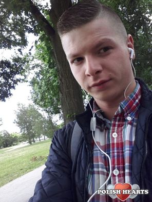 Nie daj się wkręcić w tych przegranych pie...lenie 
Że lepiej pływać w długach niż w prywatnym basenie.