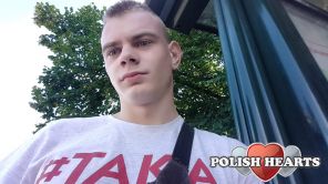 Witam polki w Niemczech ;) zapraszam na miłe rozmowy a może coś więcej??;)
