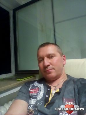 Skromny ale uparty,nie palę,pije okazjonalnie,pozdrawiam!