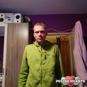 Robert1977778