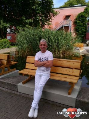 Czekam na ciebie ,mieszkam sam  bez zobowi&auml;zan , Singel ...
