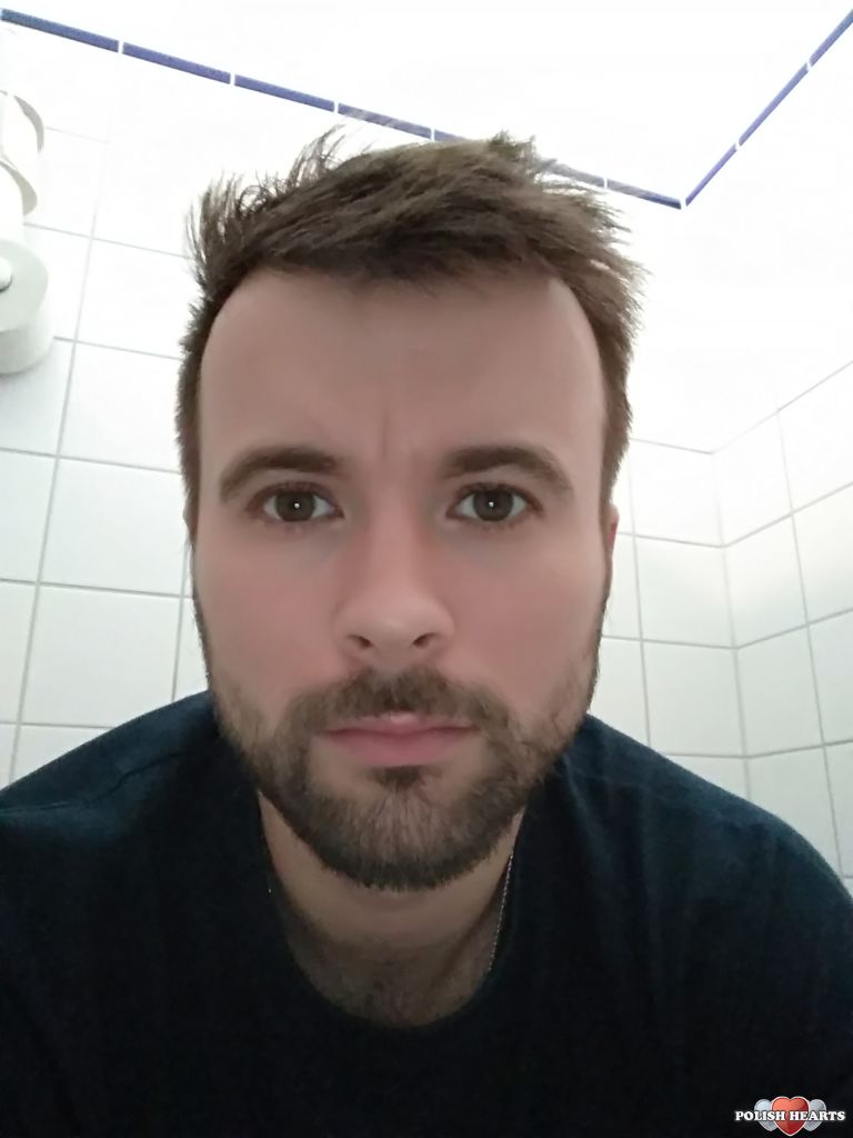 44-letnia kobieta umawiająca się z 32-letnim mężczyzną