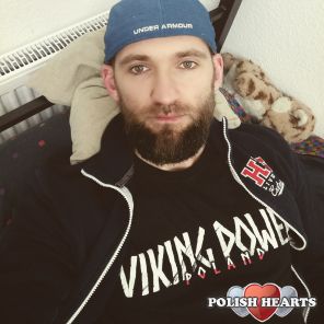 Zwykly chlopak ktorego kreci sport I muzyka 